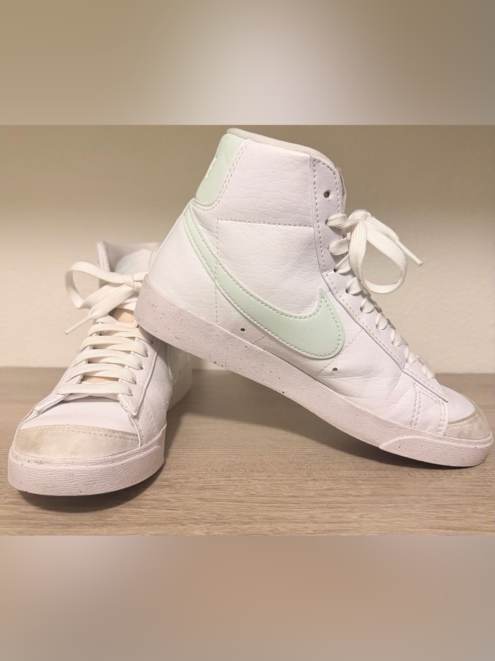 Nike Women’s Blazer Mid ‘77